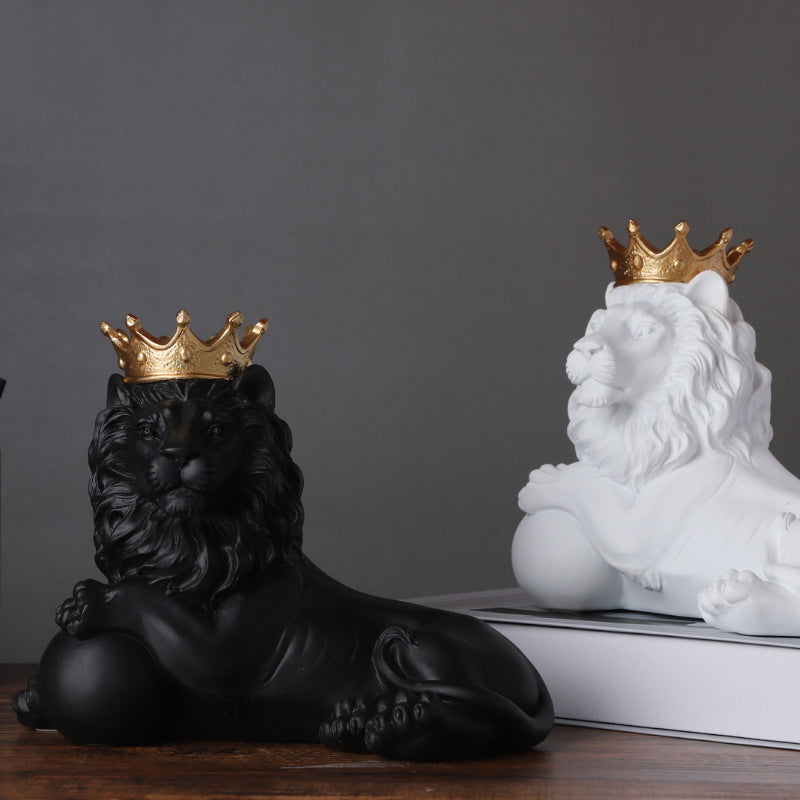 Crown Lion Ornaments Resin Crafts Porch Decorations